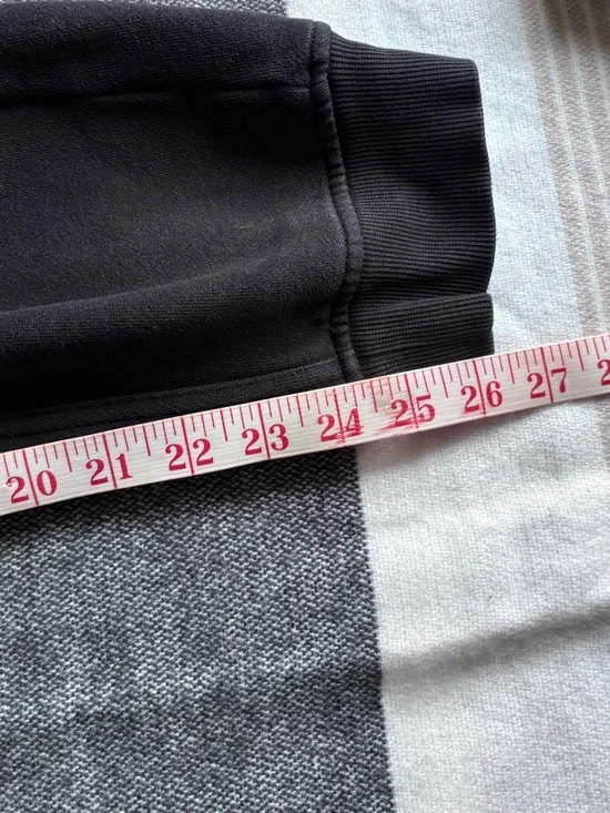 Lululemon Scuba Relaxed High Rise Jogger in Black ~ 26.5” - Picture 10 of 10